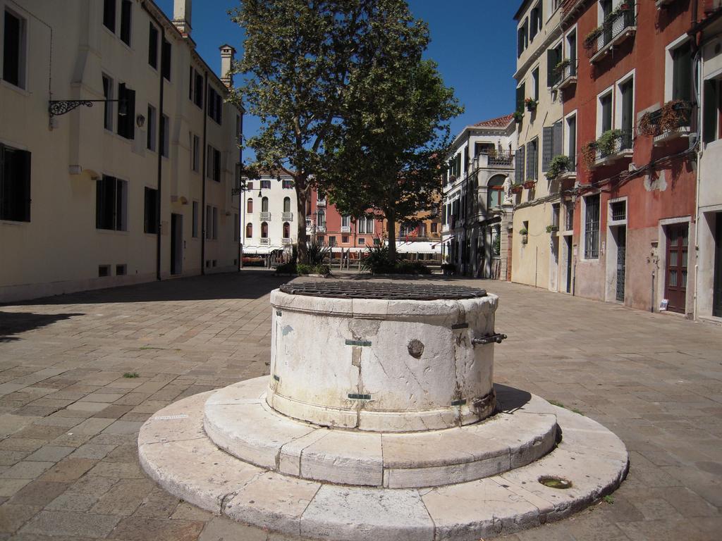 Alle 3 Stelle Barocco * Venecia